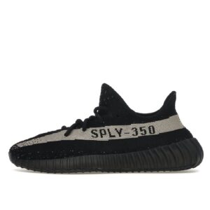 Une chaussure de sport yeezy noire avec une bande grise et le texte « SPLY-350 »